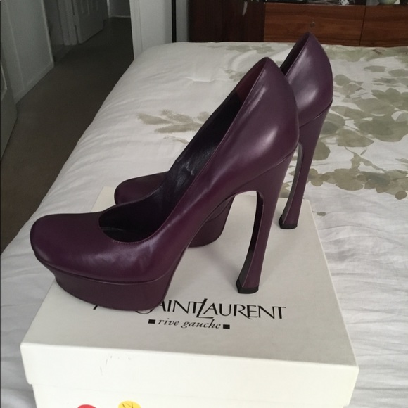 YvesSaintLaurent Palais 105 Magenta Leather Pumps - Picture 2 of 7